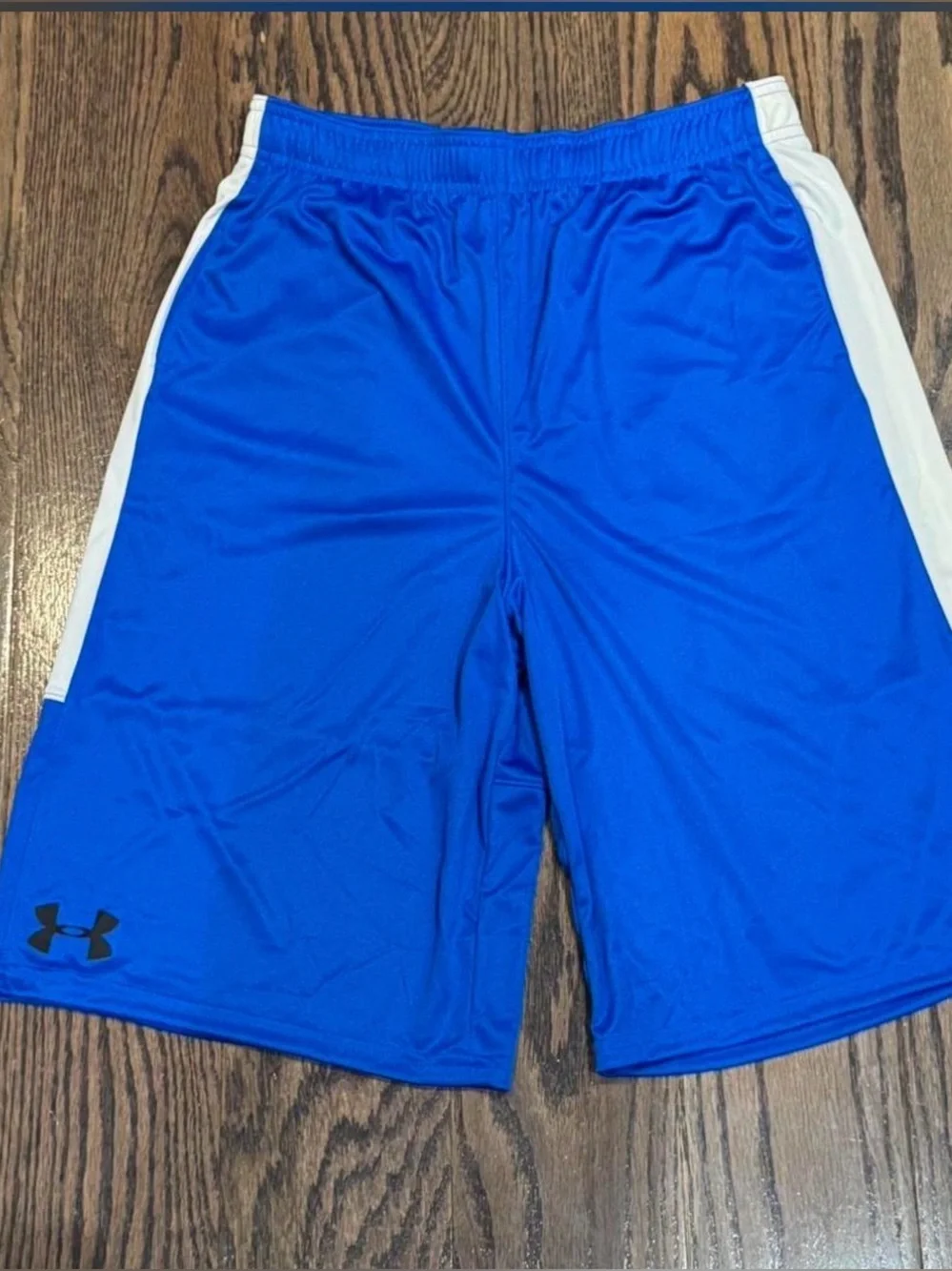 Under Armour Blue YOUTH Athletic Shorts with White Side Panels BRAND NEW
